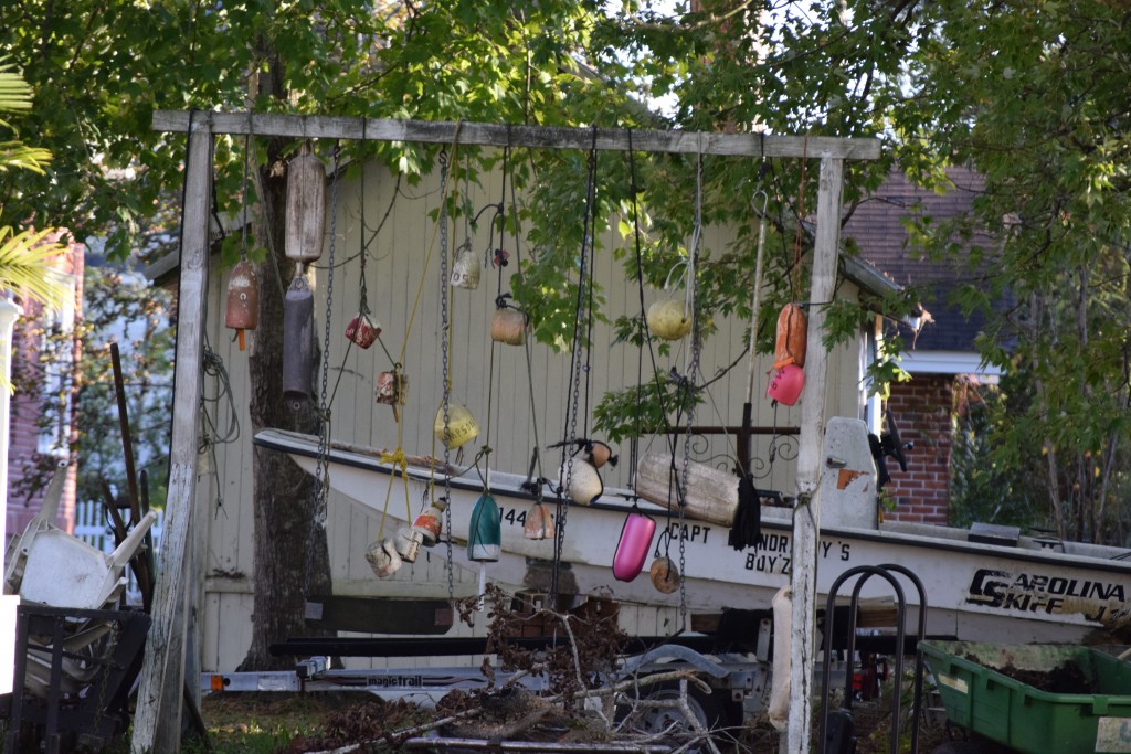 Backyards here got it going on. Boats liter this town